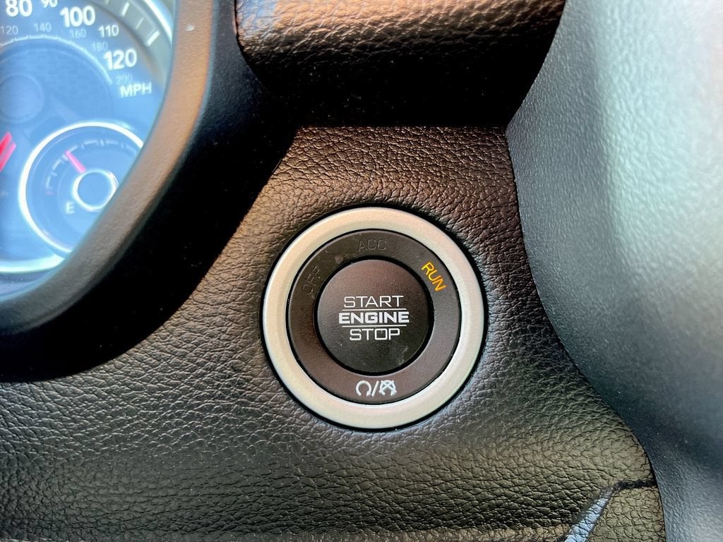 2019 RAM 1500 Big Horn/Lone Star Crew Cab 4x4 6'4" Box