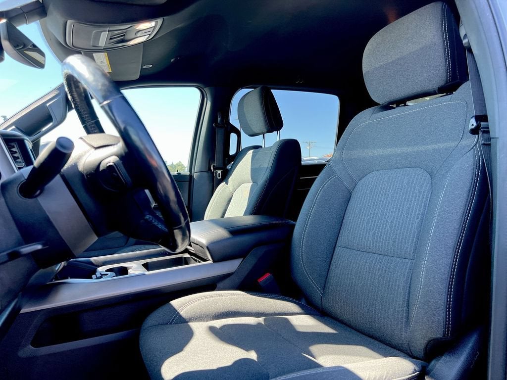 2019 RAM 1500 Big Horn/Lone Star Crew Cab 4x4 6'4" Box