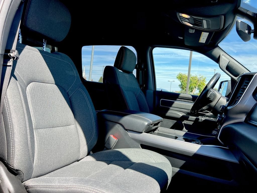 2019 RAM 1500 Big Horn/Lone Star Crew Cab 4x4 6'4" Box