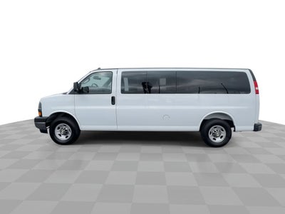2025 Chevrolet Express Passenger 1LT