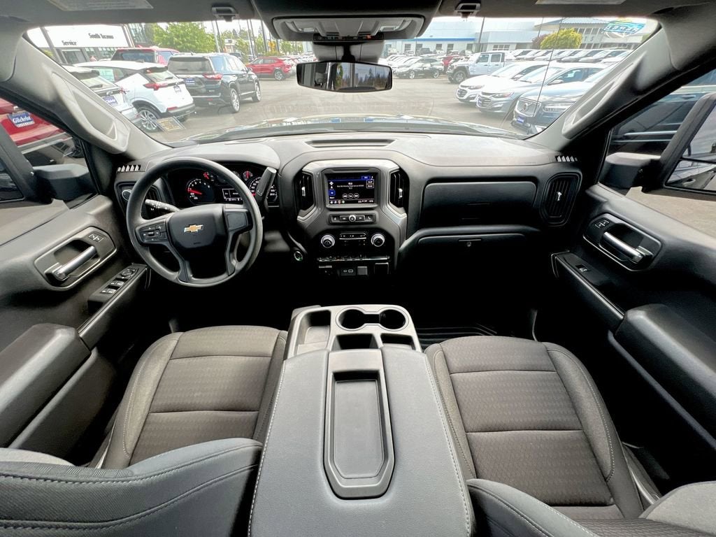 2023 Chevrolet Silverado 1500 Custom