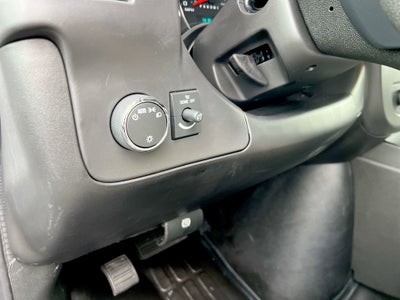 2025 GMC Savana Cutaway 3500 1WT