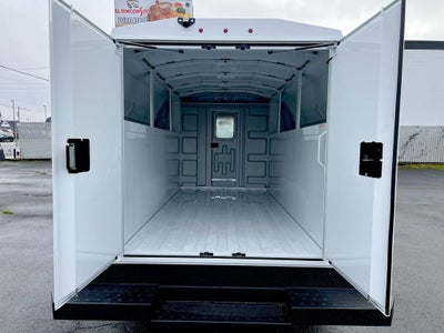 2025 GMC Savana Cutaway 3500 1WT