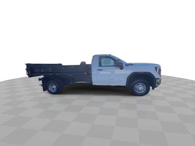 2026 GMC Sierra 3500 HD Chassis Cab Pro