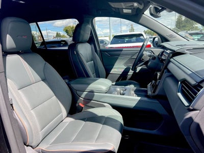 2024 GMC Acadia AT4