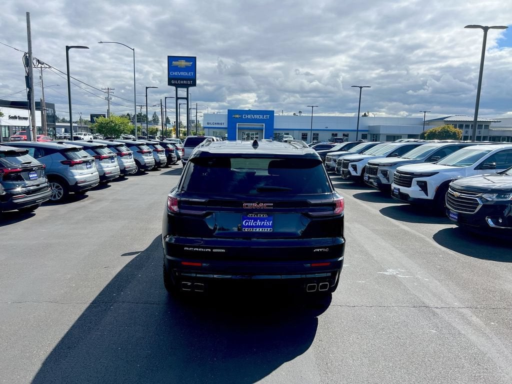2024 GMC Acadia AT4