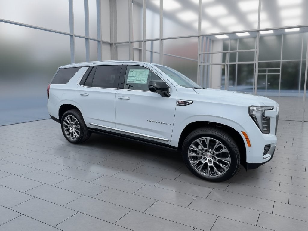 2026 GMC Yukon Denali - Photo 9