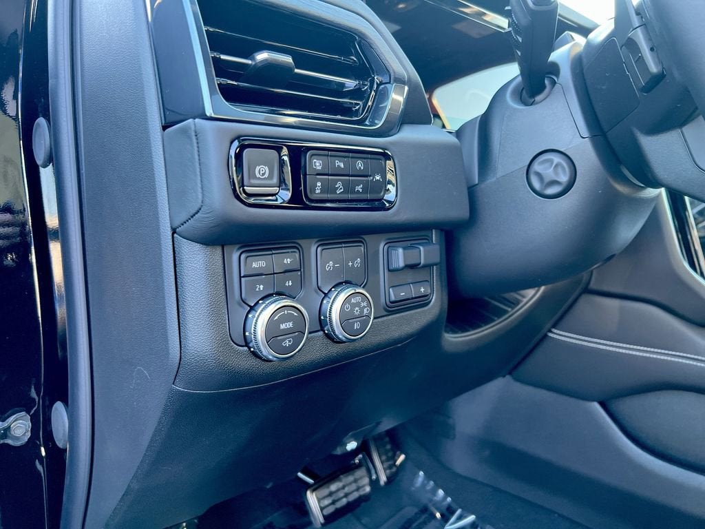 2025 GMC Yukon XL AT4 Ultimate