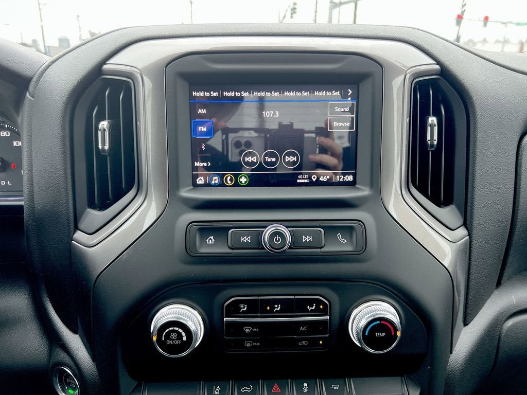 2025 GMC Sierra 2500 HD Pro