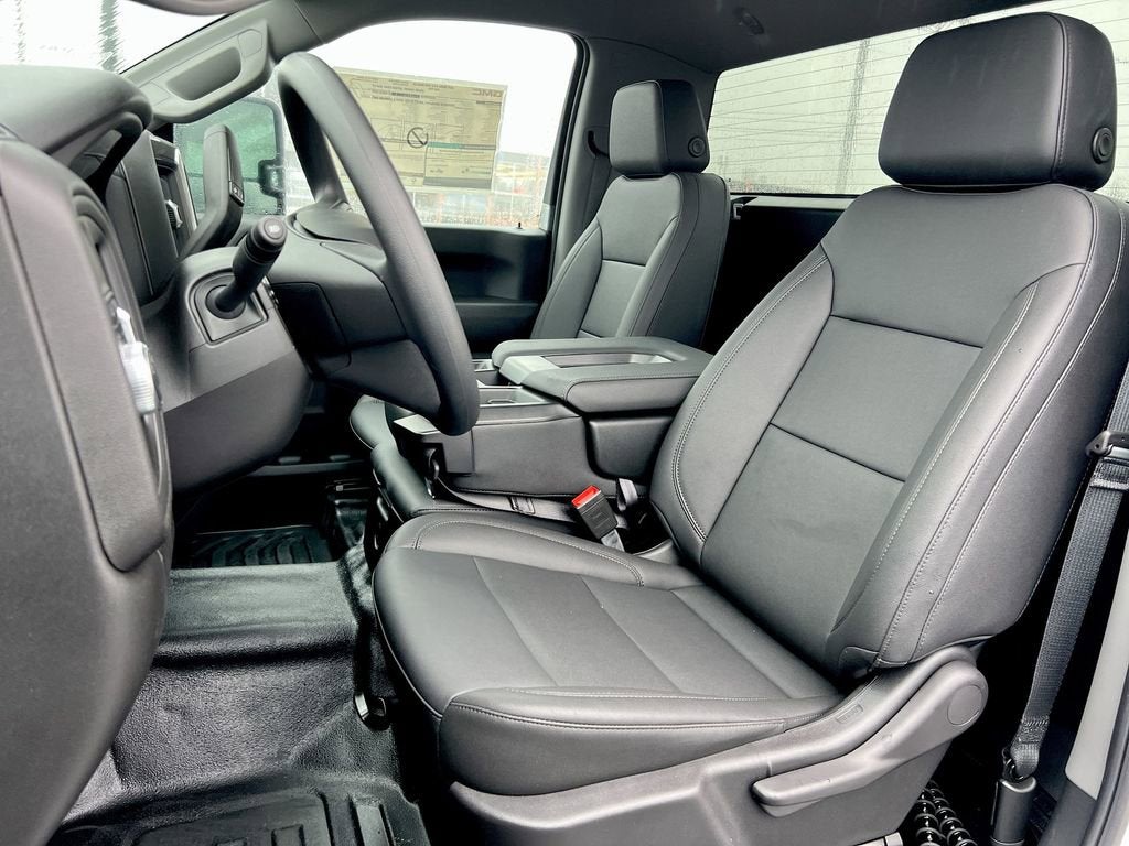 2025 GMC Sierra 2500 HD Pro