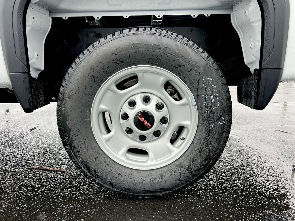 2025 GMC Sierra 2500 HD Pro