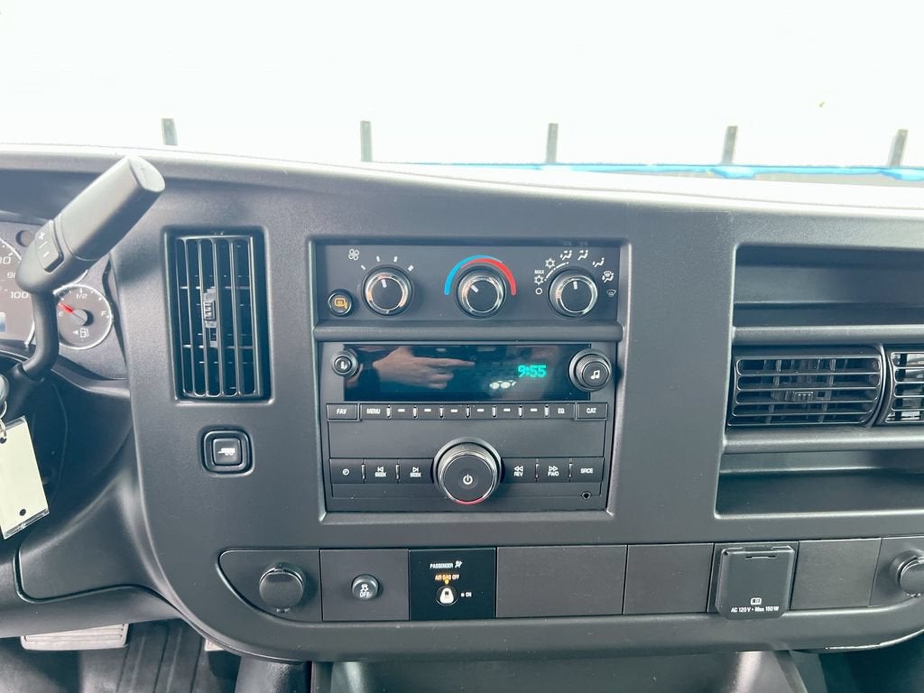 2025 GMC Savana Cargo Work Van