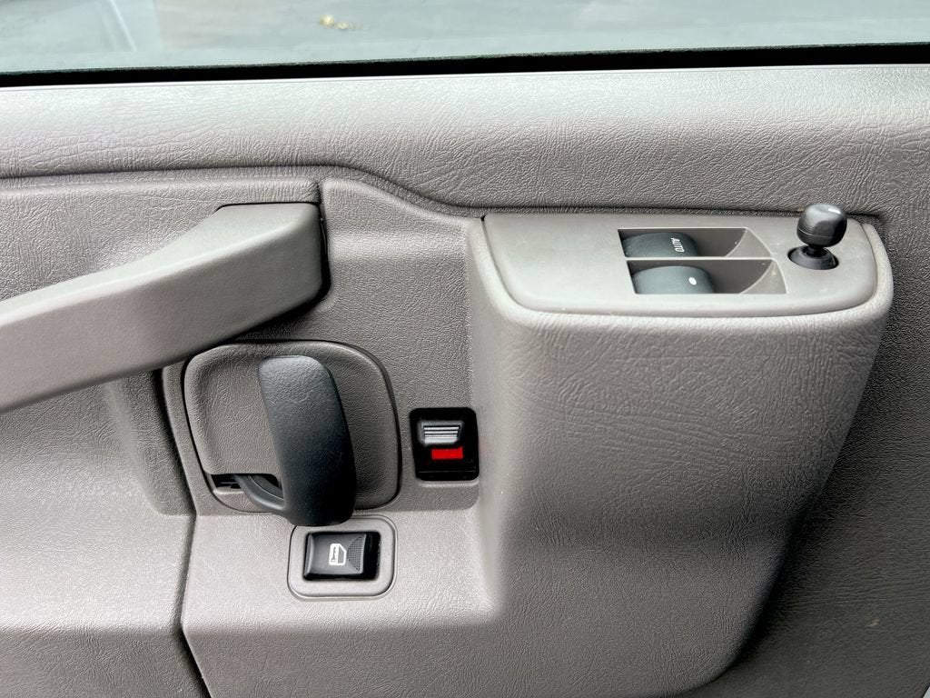 2025 GMC Savana Cargo Work Van