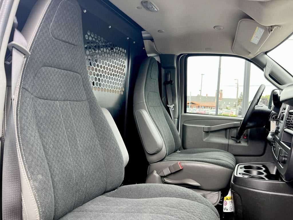 2025 GMC Savana Cargo Work Van