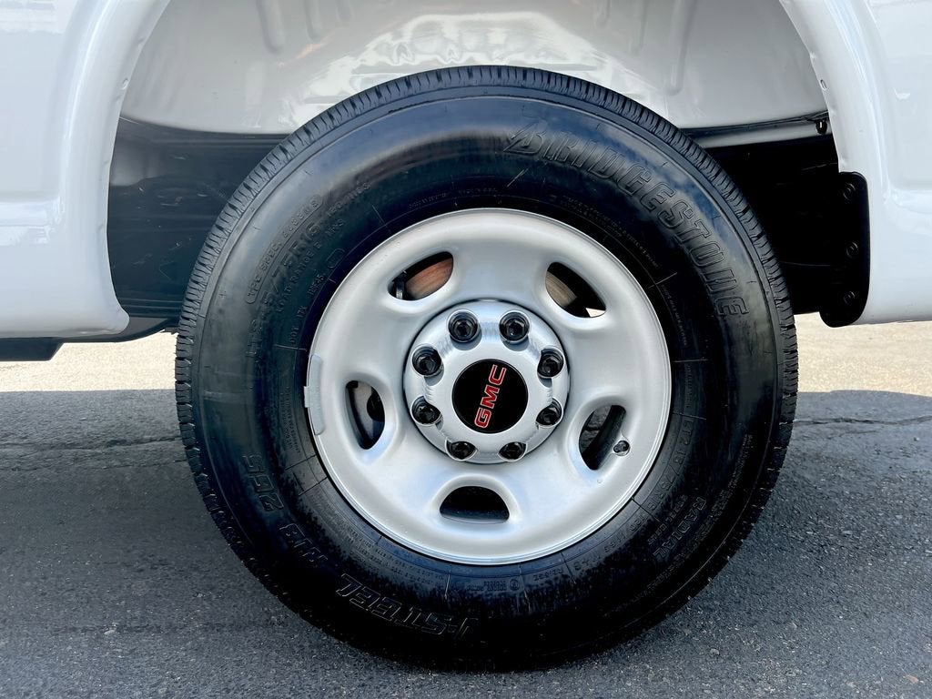 2025 GMC Savana Cargo Work Van
