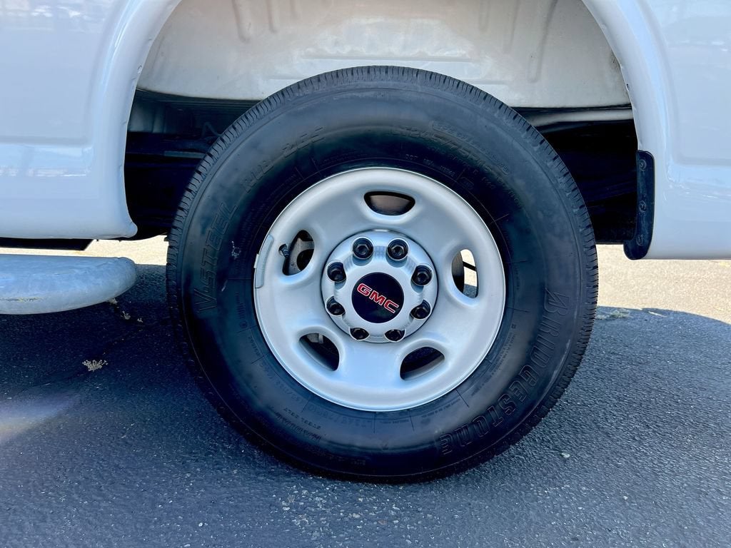 2025 GMC Savana Cargo Work Van