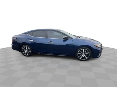2022 Nissan Maxima SL