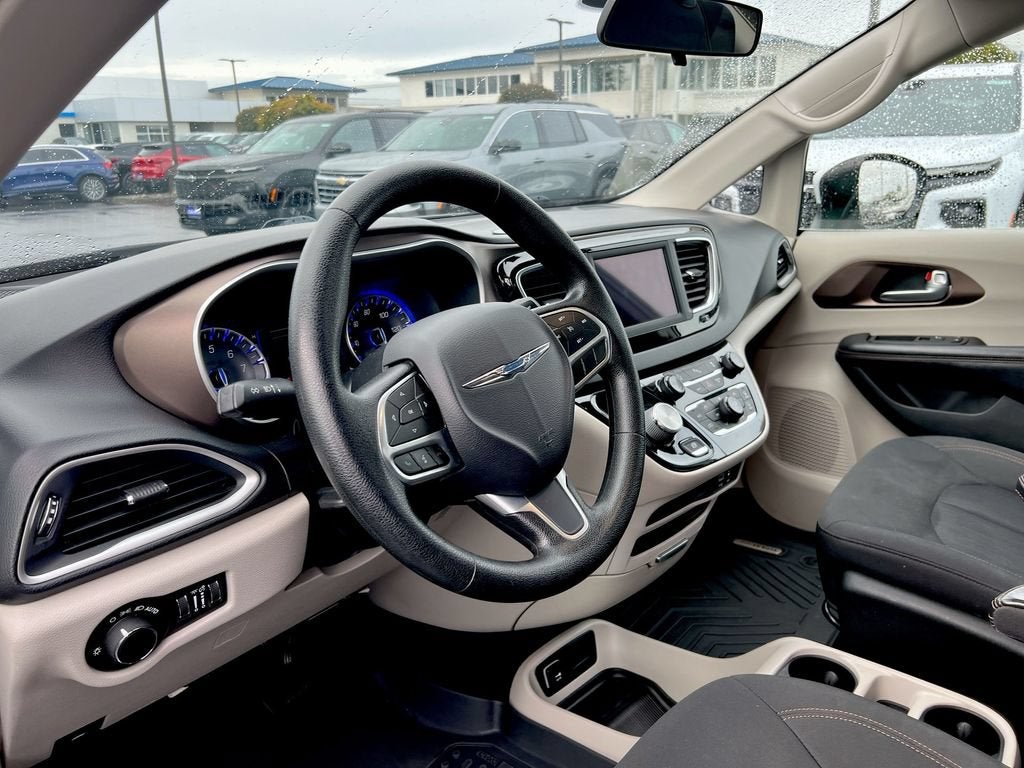 2019 Chrysler Pacifica LX