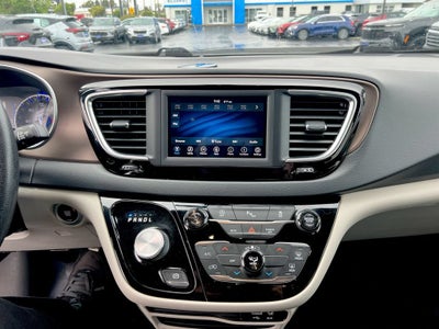 2019 Chrysler Pacifica LX