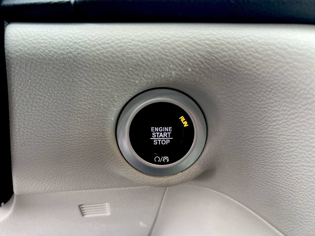 2019 Chrysler Pacifica LX
