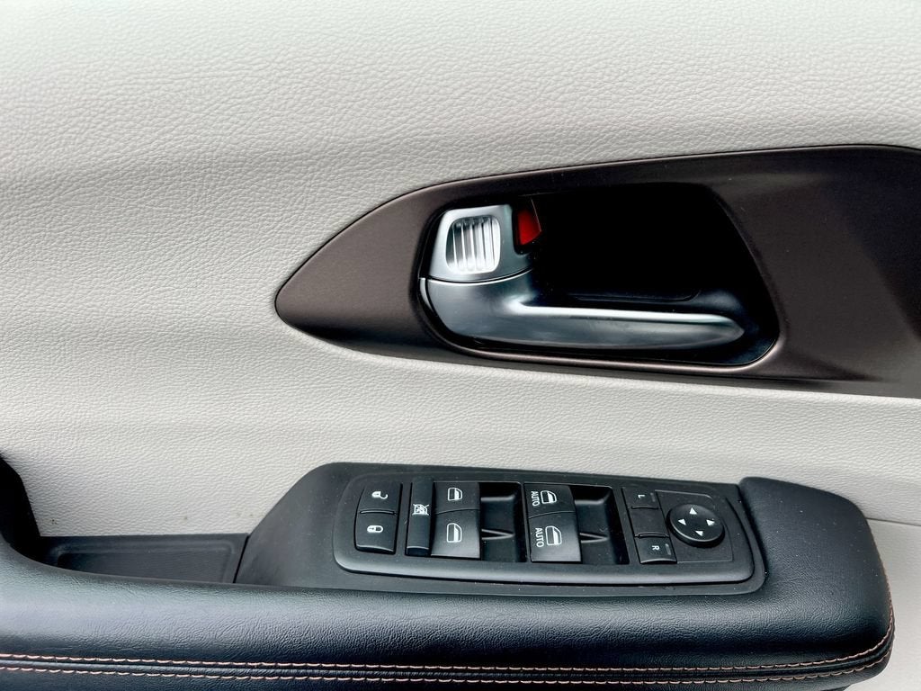 2019 Chrysler Pacifica LX
