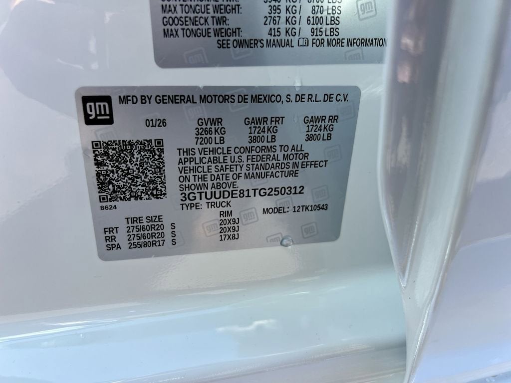 2026 GMC Sierra 1500 SLT