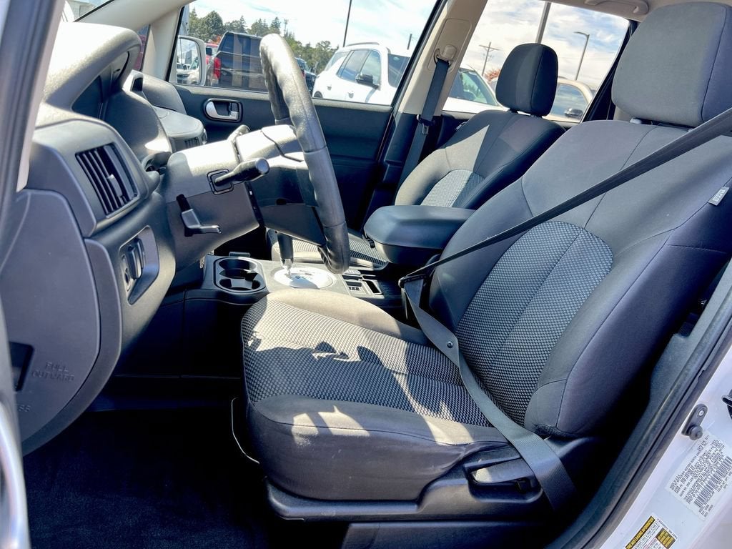 2011 Mitsubishi Endeavor LS