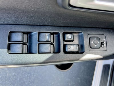 2011 Mitsubishi Endeavor LS