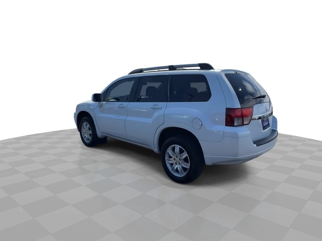 2011 Mitsubishi Endeavor LS