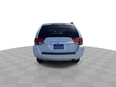 2011 Mitsubishi Endeavor LS