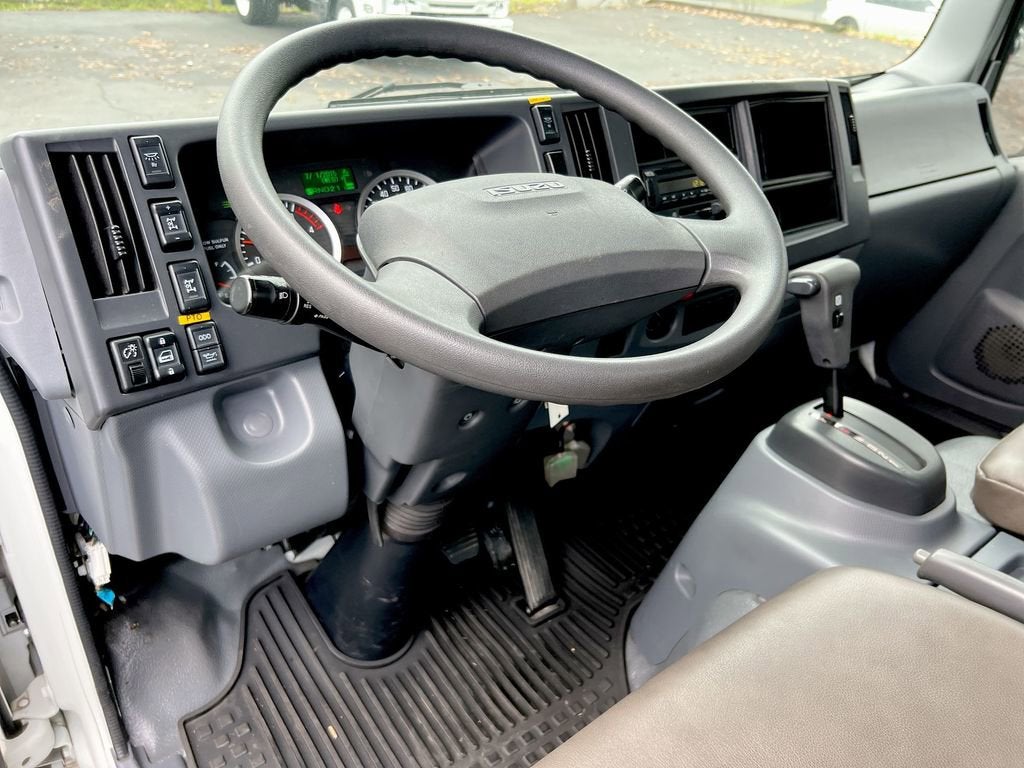 2019 ISUZ LCF NA