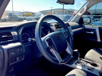 2022 Toyota 4Runner SR5 Premium
