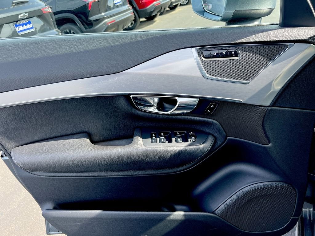 2016 Volvo XC90 T5 Momentum